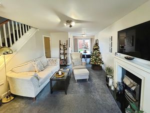 Lounge- click for photo gallery